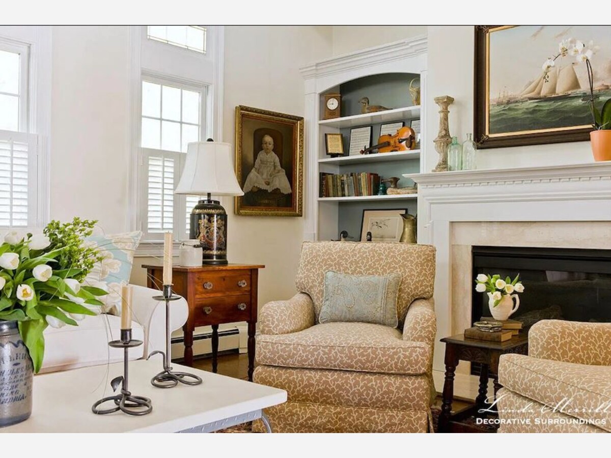 Heirlooms and History: The Story Behind Antique Furniture